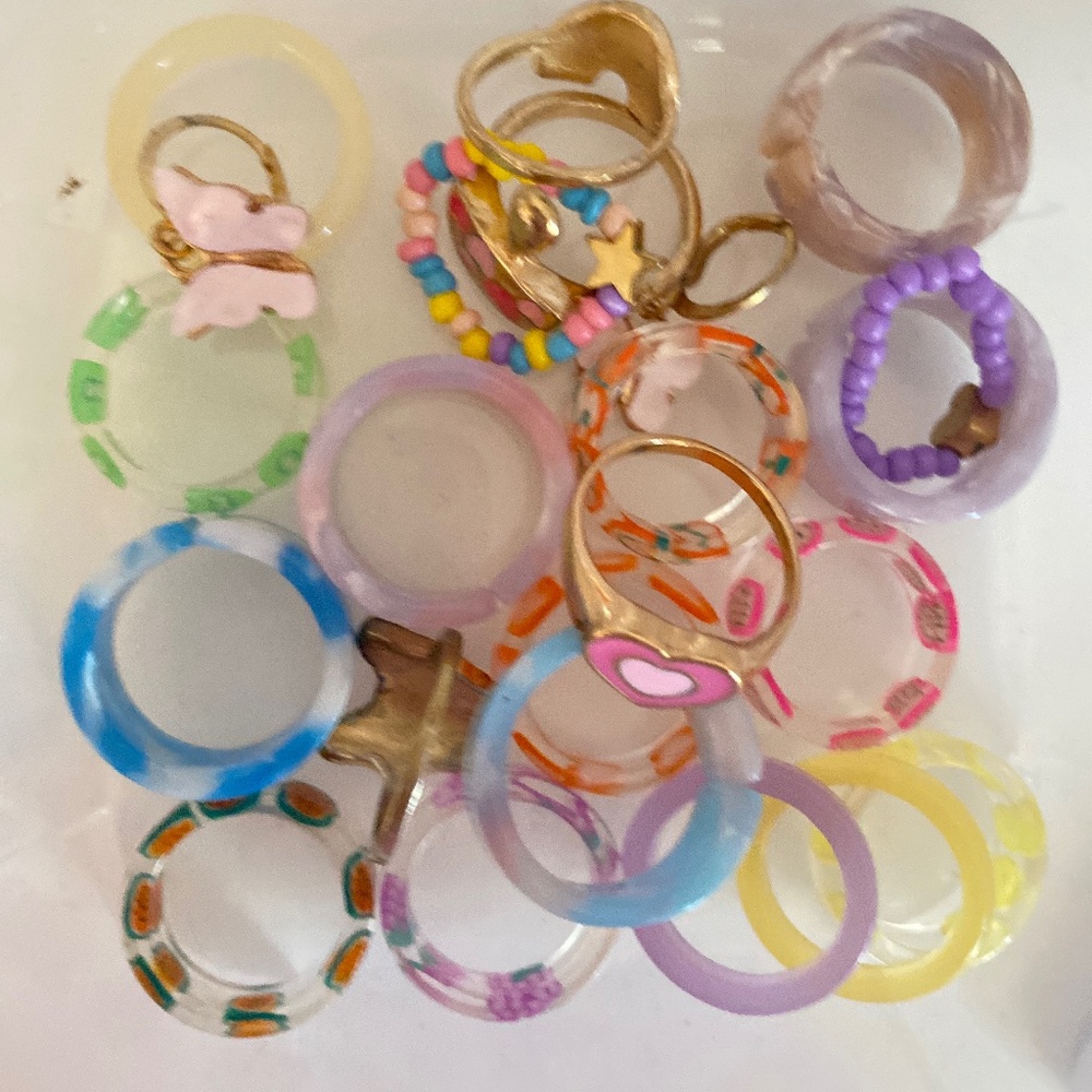 mystery ring !! 💍